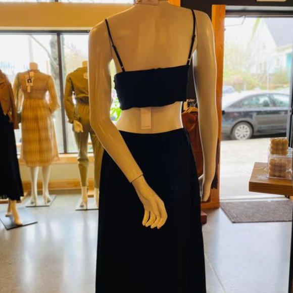 TERRA HALTER MIDI DRESS - Picture 2 of 4